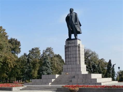 Историческое и культурное значение сквера имени В.И. Ленина в Уфе