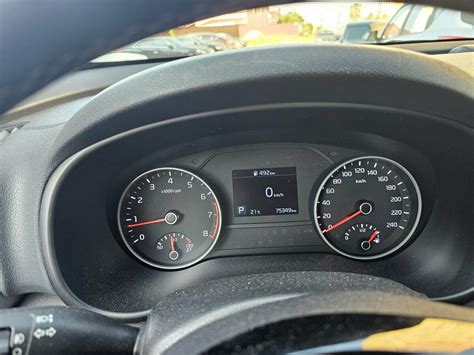 Как определить расположение сенсора обратного хода автомобиля Киа Спортейдж 2