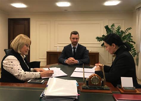 Опыт работников: мнение о сотрудничестве с руководителем группы