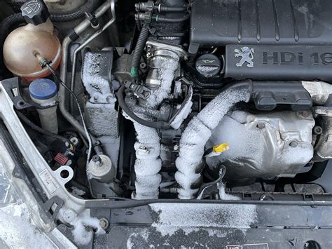 Расположение механизма операции блокировки автомобиля Peugeot 307