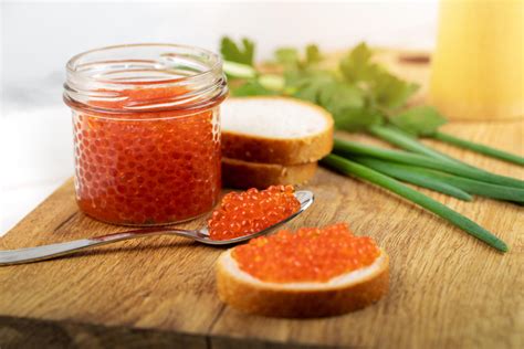 Засолить замороженную красную икру: лучшие способы