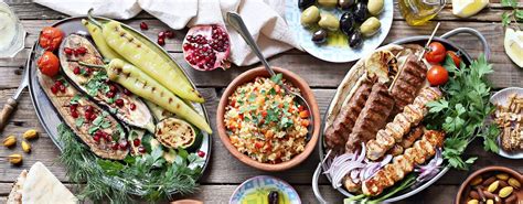 Наслаждайтесь местной кухней