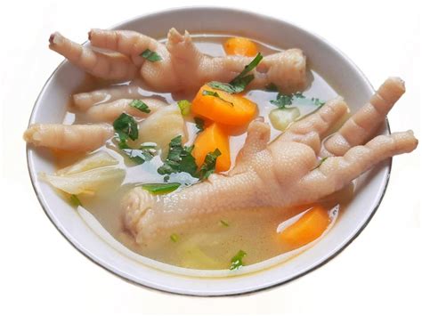 Советы по приготовлению вкусного холодца из куриных голов