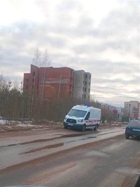 Ходить в сланцах по городу - плюсы и минусы